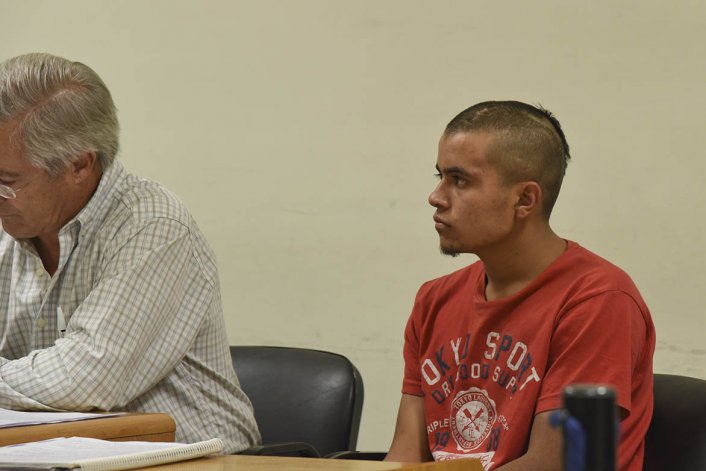 Imputado de asesinar a remisero agredió a la policía