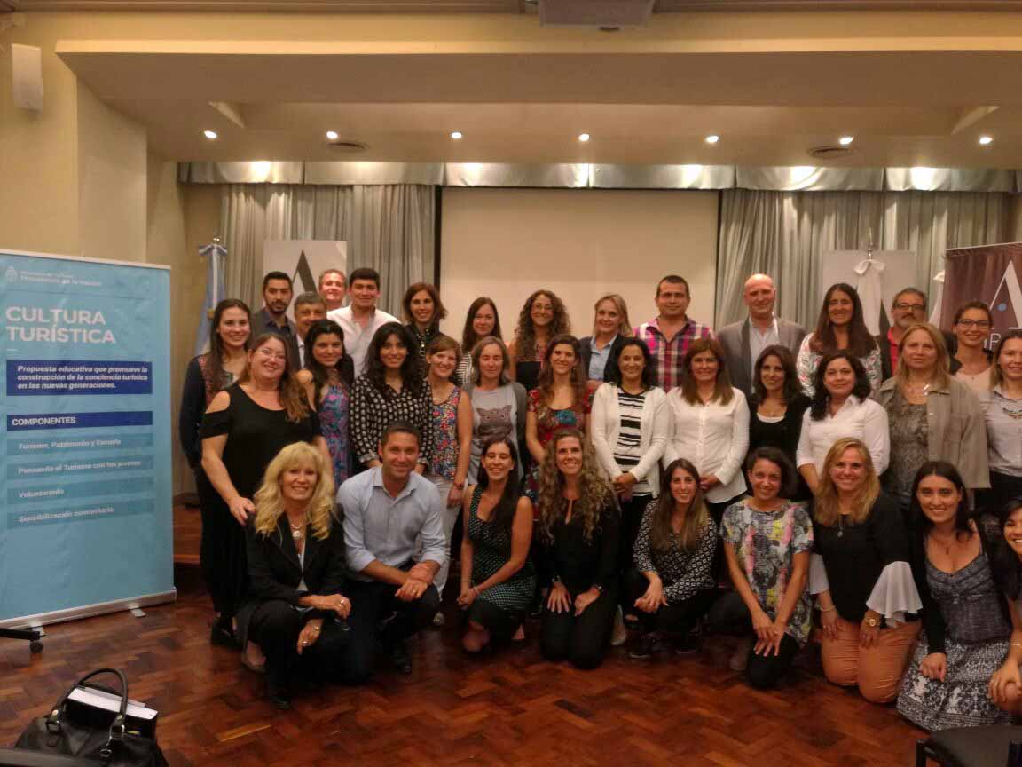 Santa Cruz participó de taller federal de capacitación turística