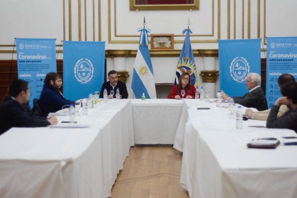 Alicia junto al COE analizaron nuevas medidas