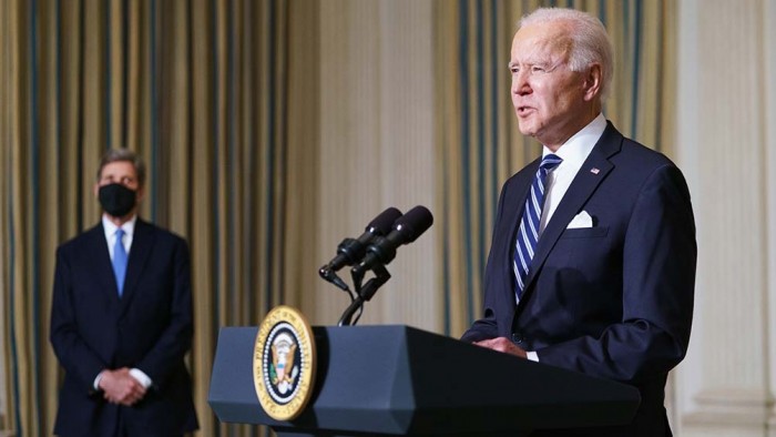 Biden celebró la "independencia" de EEUU del coronavirus