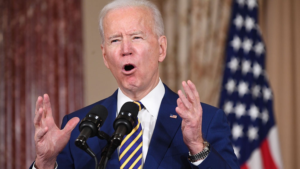 Biden prometió a López Obrador que EEUU tratará a México “como un igual”