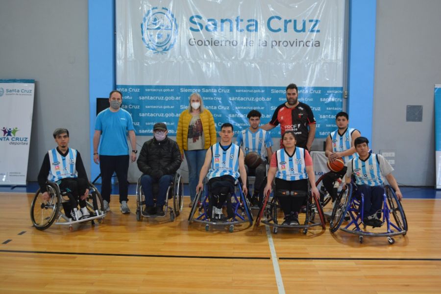 Concretaron clínica de básquet sobre sillas de ruedas con deportistas