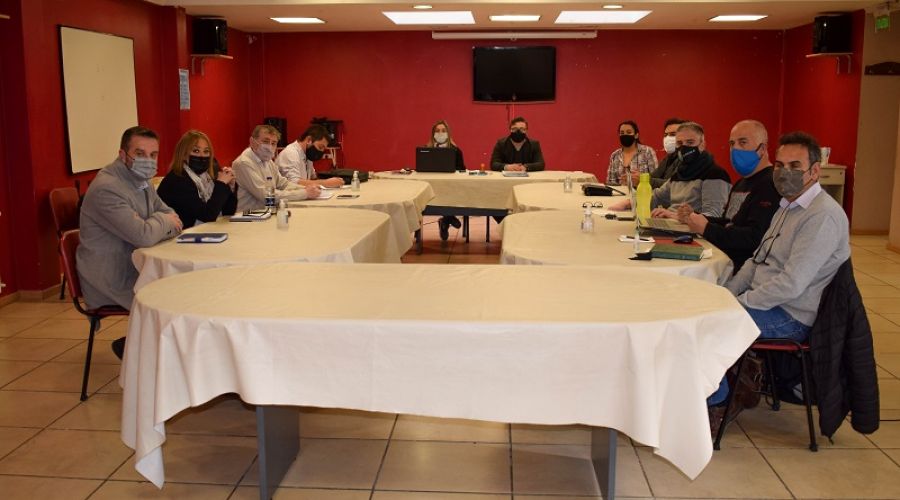 Paritaria docente: La propuesta lleva el salario del Maestro Inicial a $52 mil