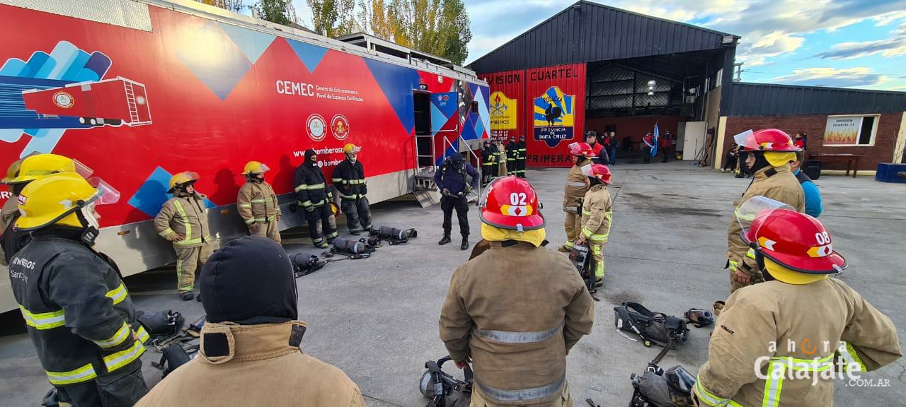 Bomberos de Santa Cruz y Tierra del Fuego se capacitaron en El Calafate