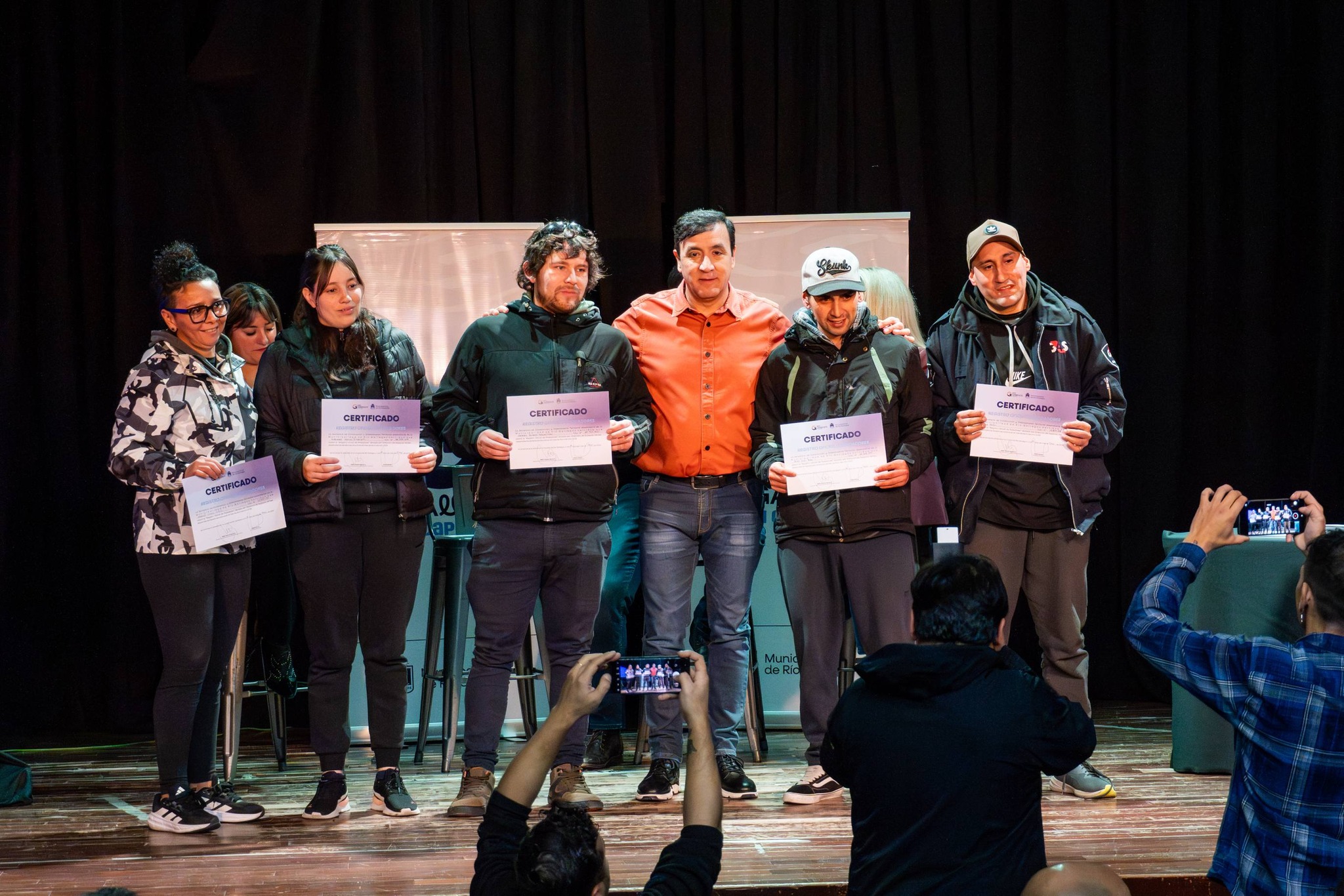 Municipio de Río Gallegos entregó certificados a más de 70 podadores