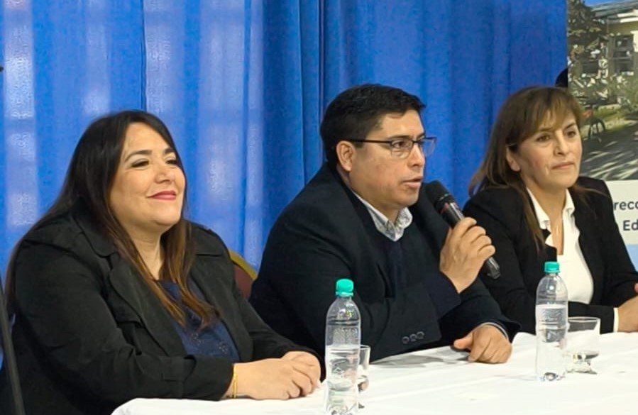 Vidal: “la educación estaba muy abandonada y hoy la estamos reconstruyendo”