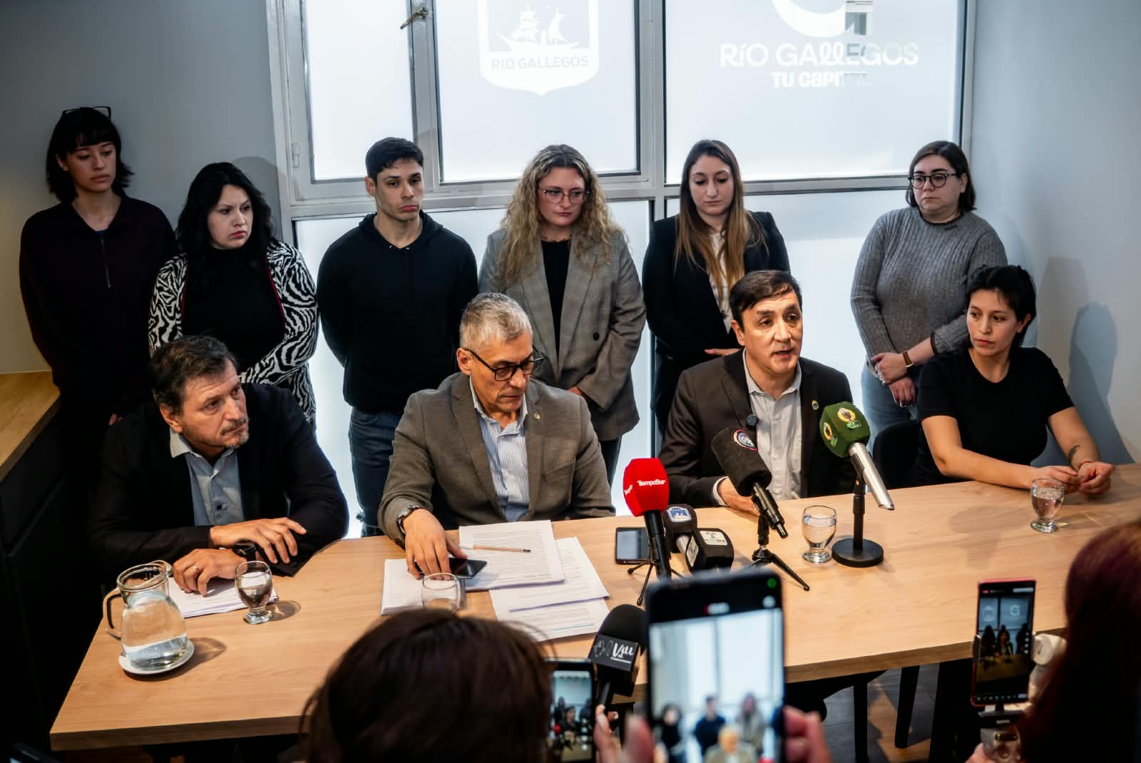 Grasso presentó un Programa de Desendeudamiento para los santacruceños